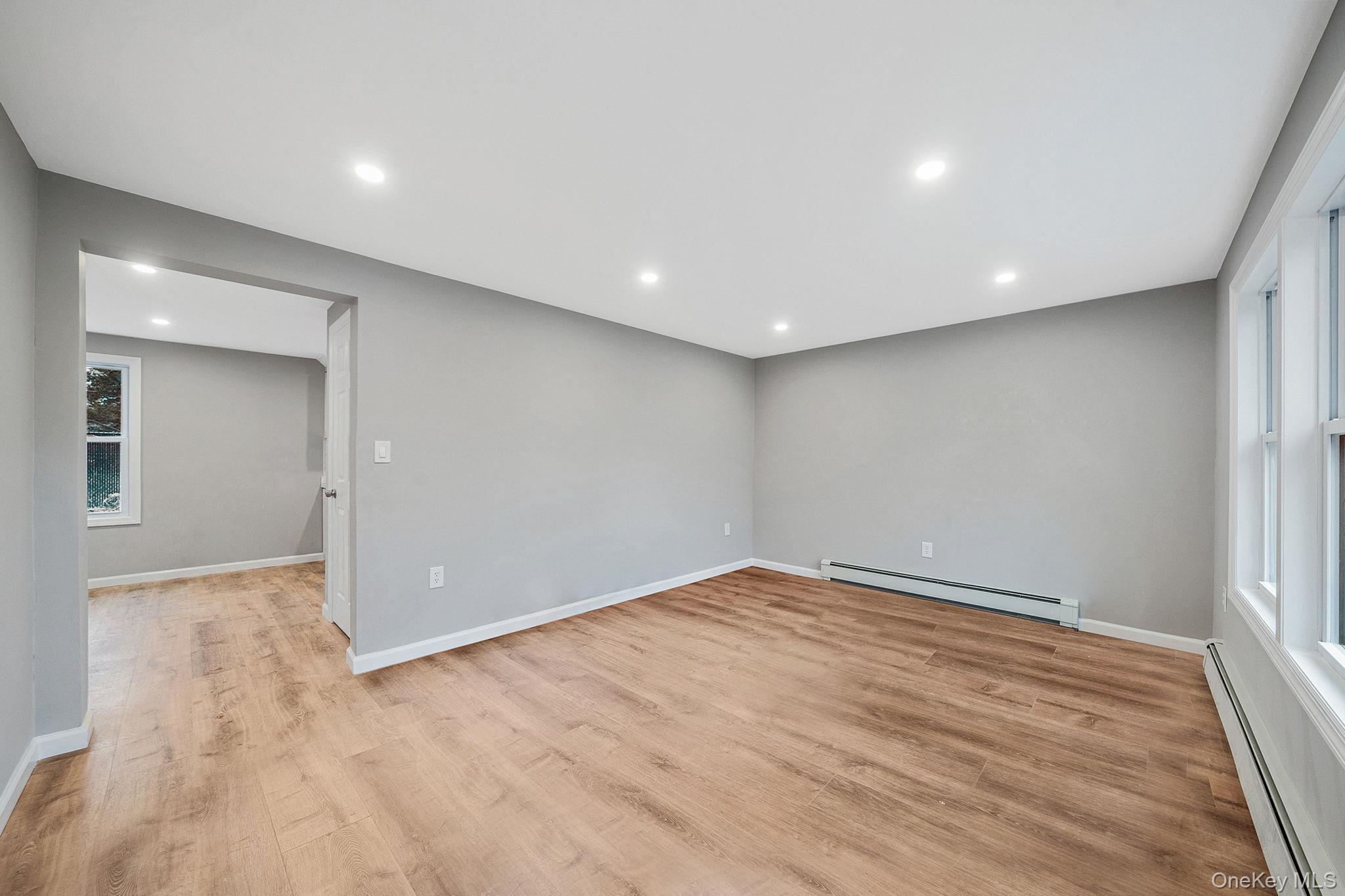 Single Family Dale  Suffolk County, NY 11901, MLS-980552-11