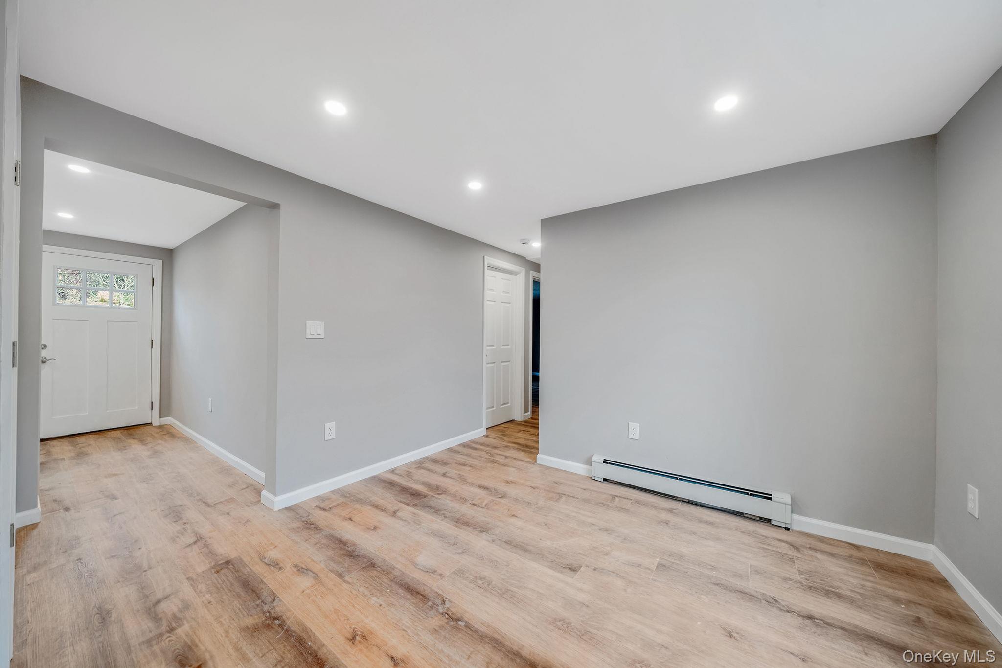 Single Family Dale  Suffolk County, NY 11901, MLS-980552-16