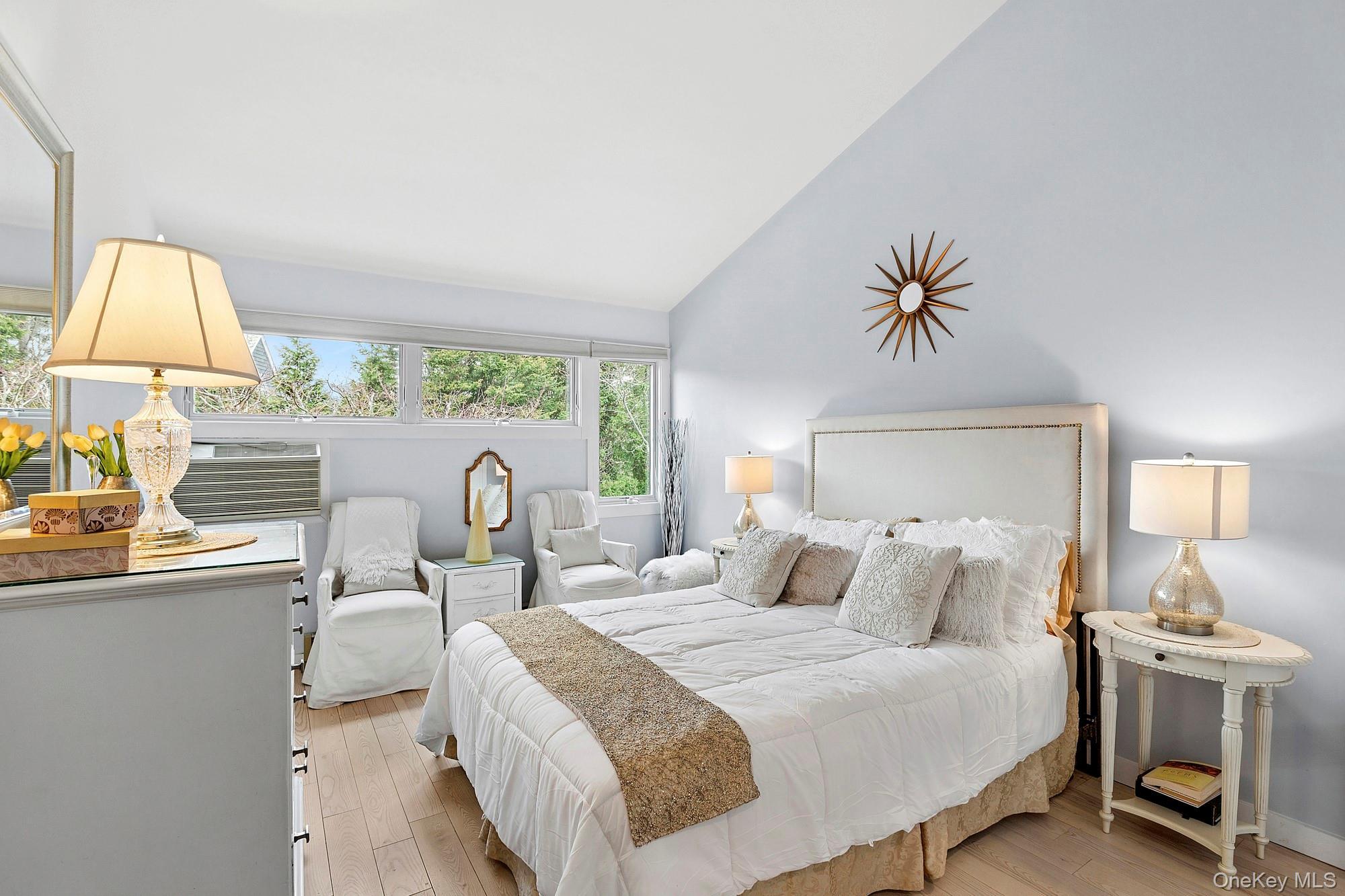 Coop Pantigo  Suffolk County, NY 11937, MLS-980555-10