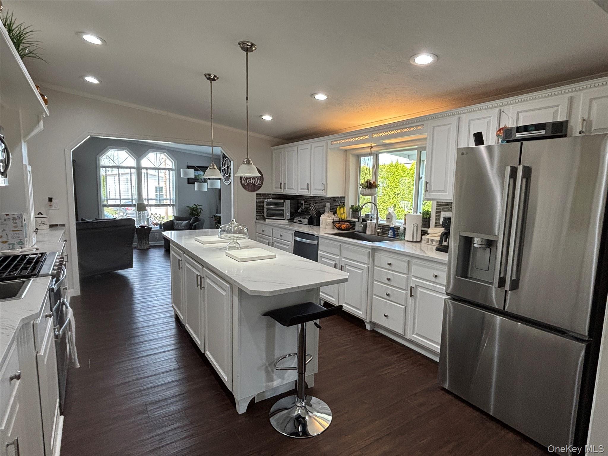 Single Family Old Country  Suffolk County, NY 11901, MLS-980567-11