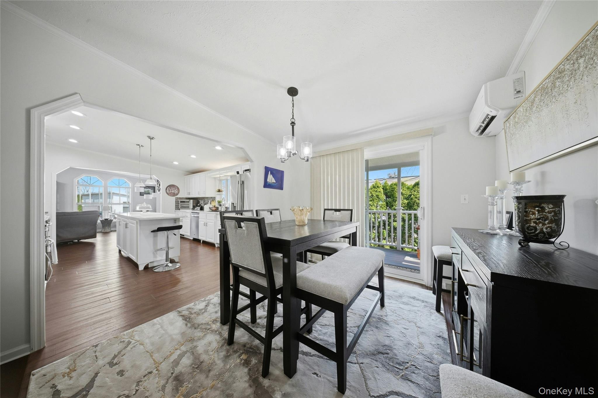 Single Family Old Country  Suffolk County, NY 11901, MLS-980567-21