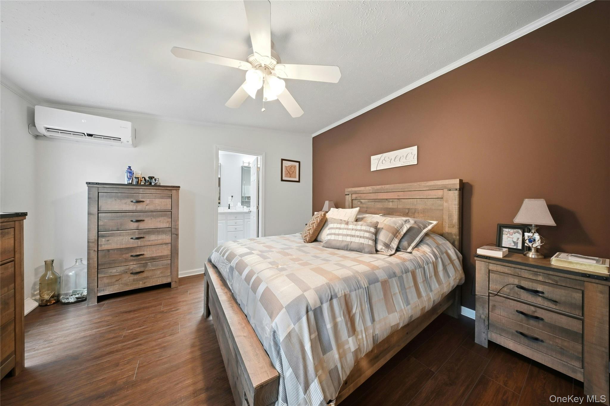 Single Family Old Country  Suffolk County, NY 11901, MLS-980567-28