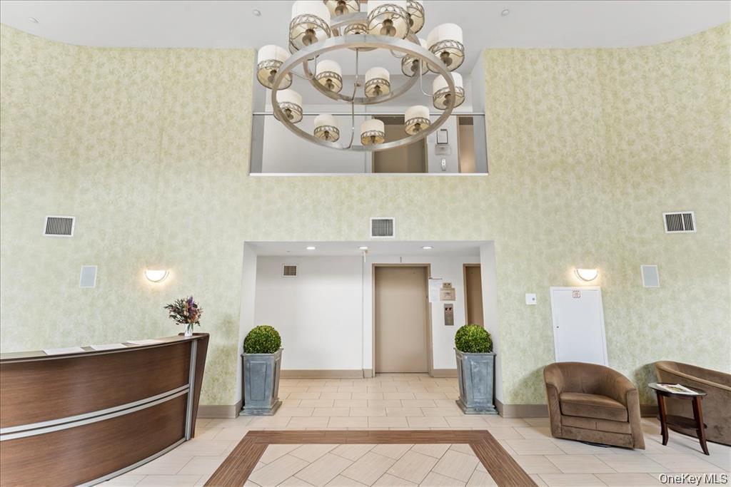 Coop Lafayette  Brooklyn, NY 11221, MLS-980569-4