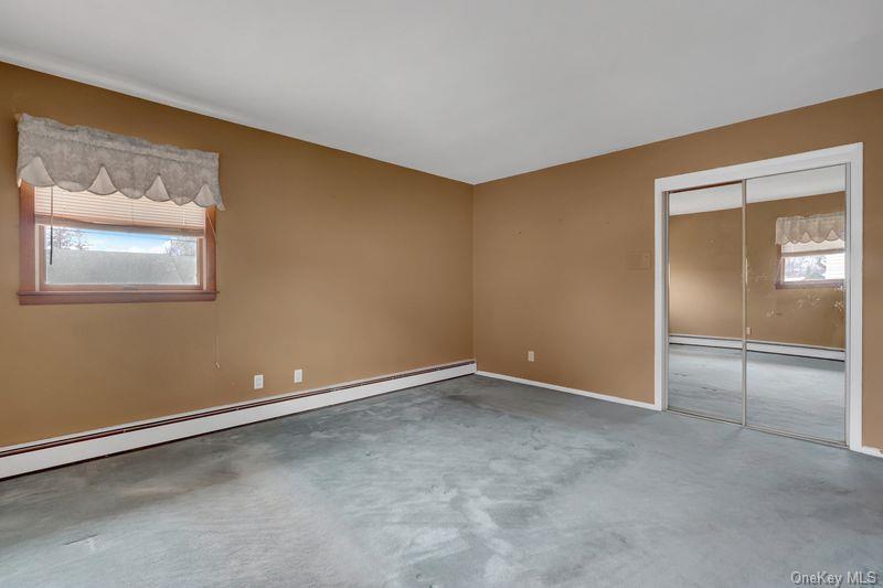 Single Family Independence  Suffolk County, NY 11702, MLS-980570-19