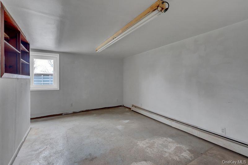 Single Family Independence  Suffolk County, NY 11702, MLS-980570-26