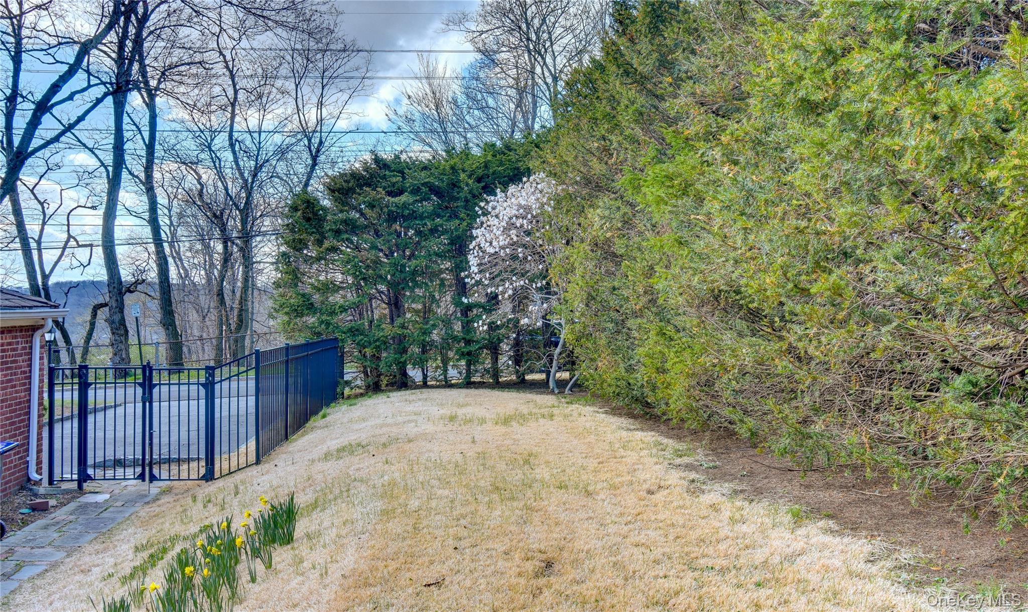 Single Family Kathwood Road Westchester County, NY 10607, MLS-980577-44