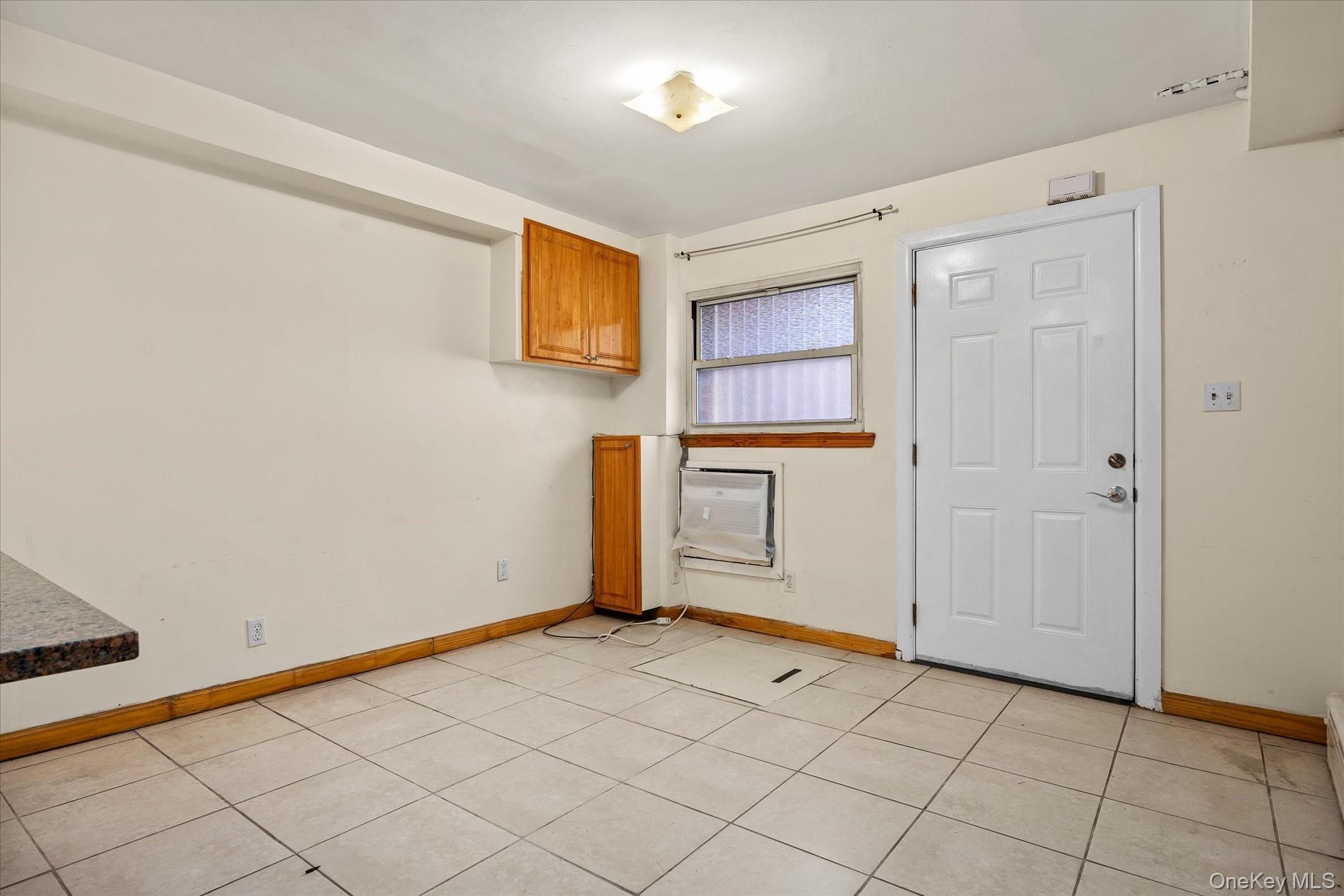 Single Family 65th Place  Queens, NY 11378, MLS-980588-2