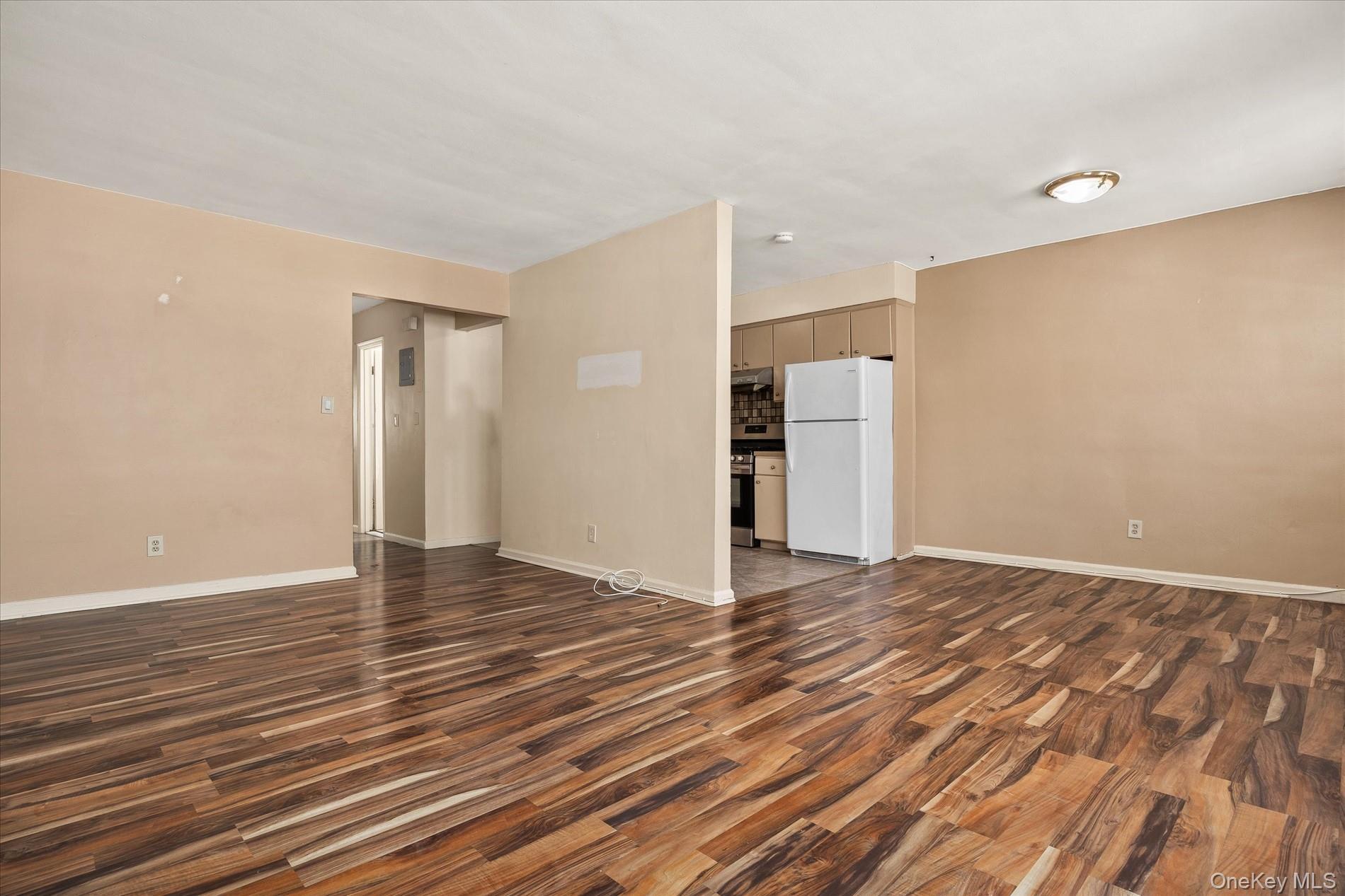 Single Family 65th Place  Queens, NY 11378, MLS-980588-6