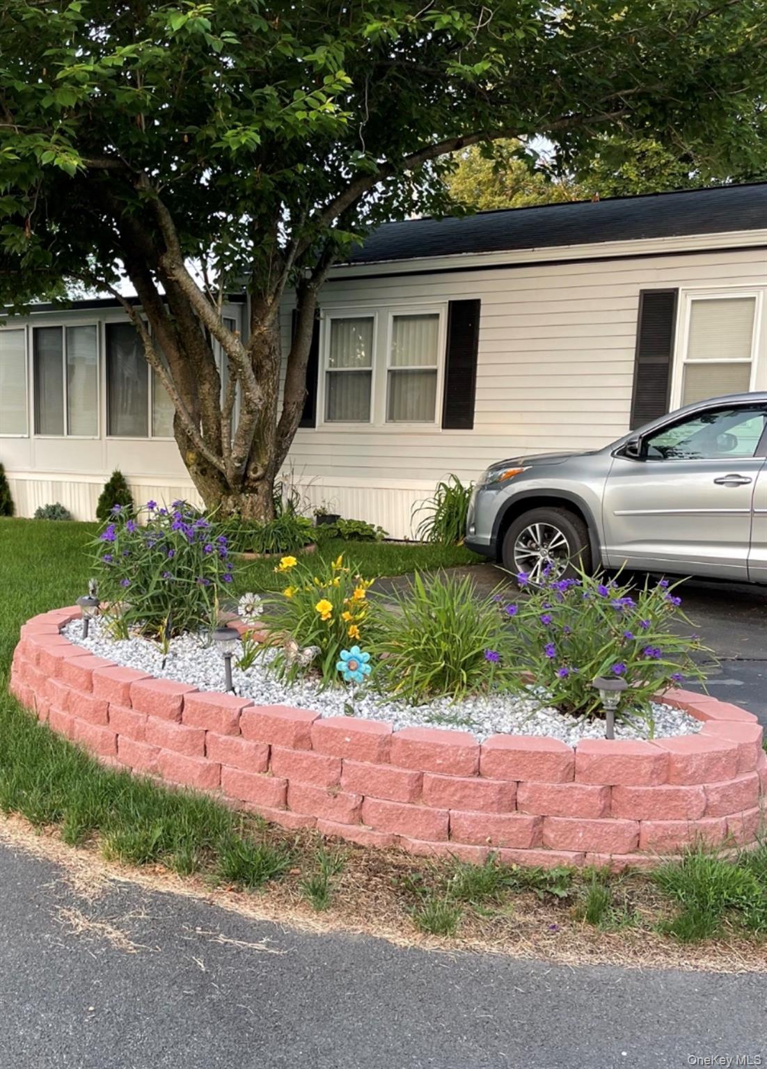Single Family West Mountainview Mhp  Rockland County, NY 10980, MLS-980606-4