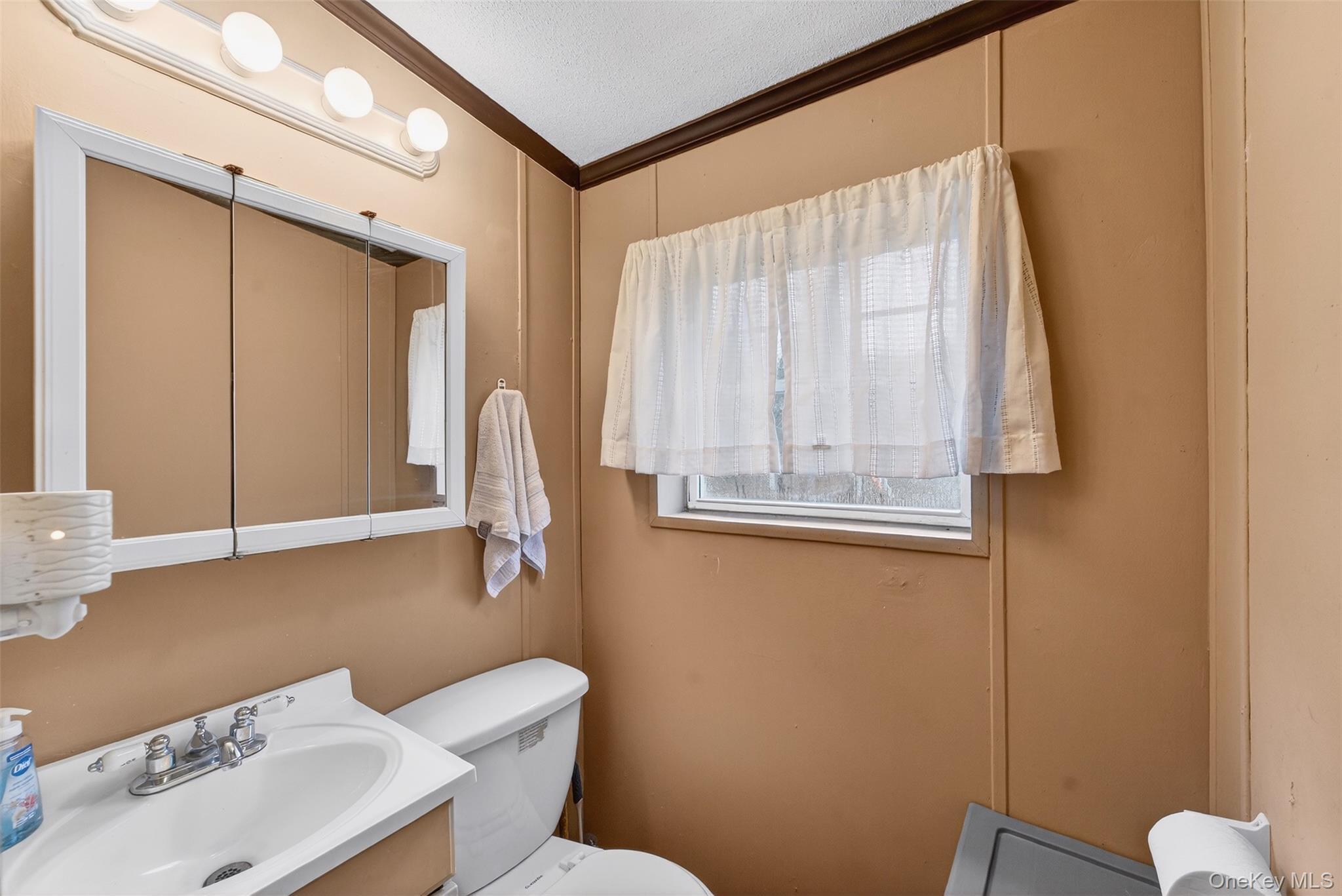 Single Family Galley Hill  Orange County, NY 12729, MLS-980610-22