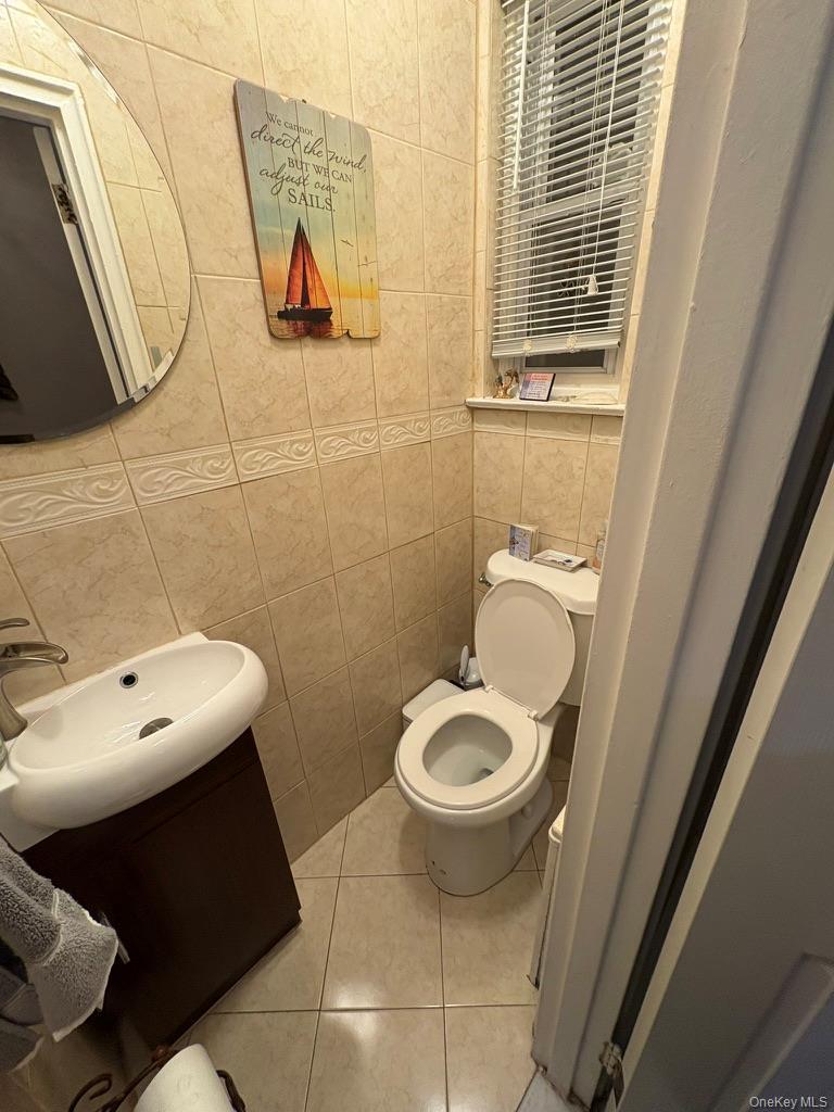 Single Family Vincent  Bronx, NY 10465, MLS-980632-11