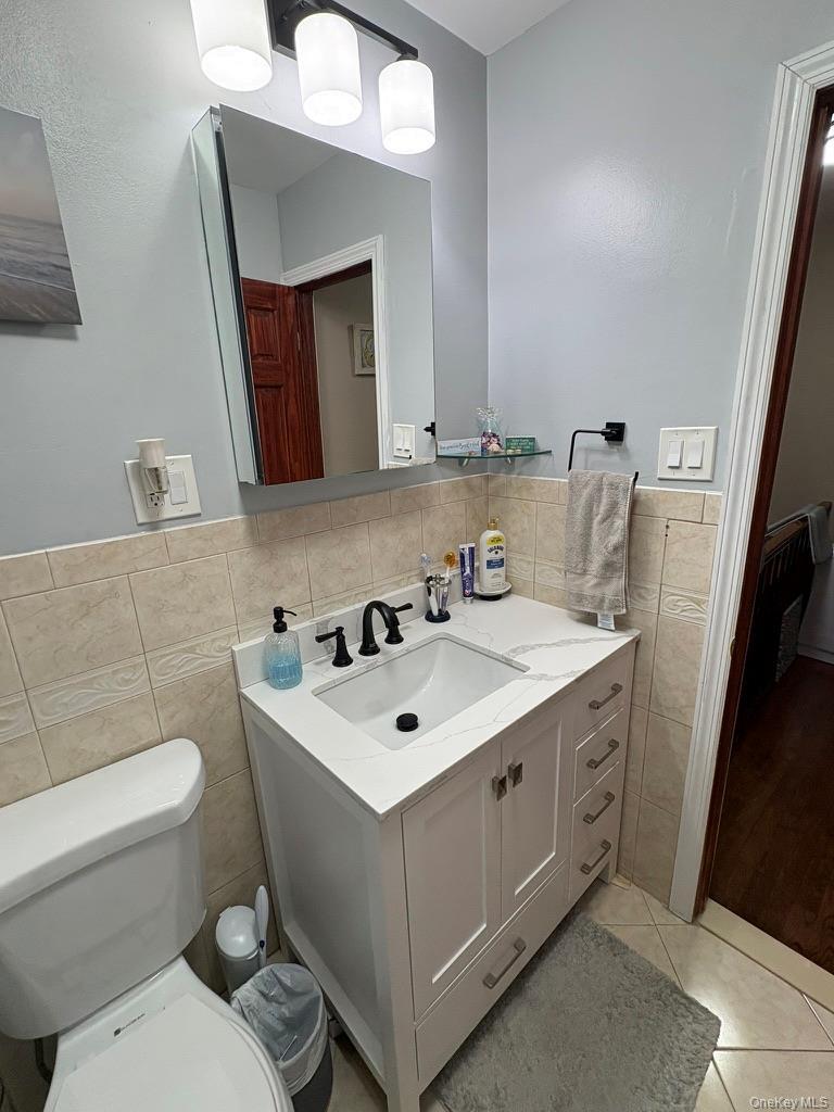 Single Family Vincent  Bronx, NY 10465, MLS-980632-15