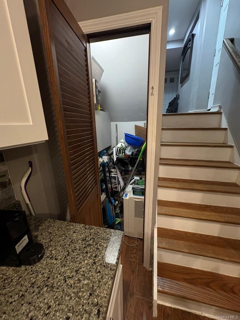 Single Family Vincent  Bronx, NY 10465, MLS-980632-24