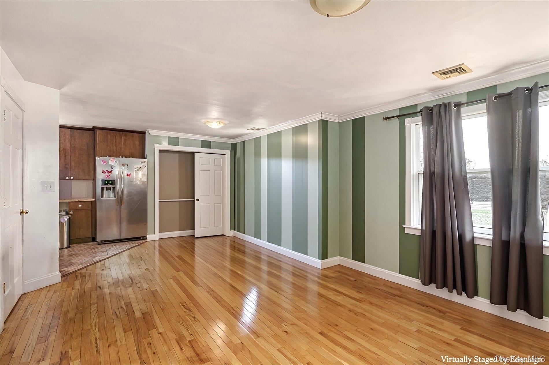 Single Family Beechwood  Nassau County, NY 11575, MLS-980636-21