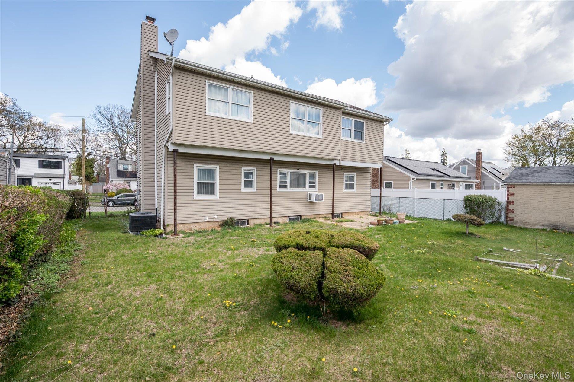 Single Family Beechwood  Nassau County, NY 11575, MLS-980636-26