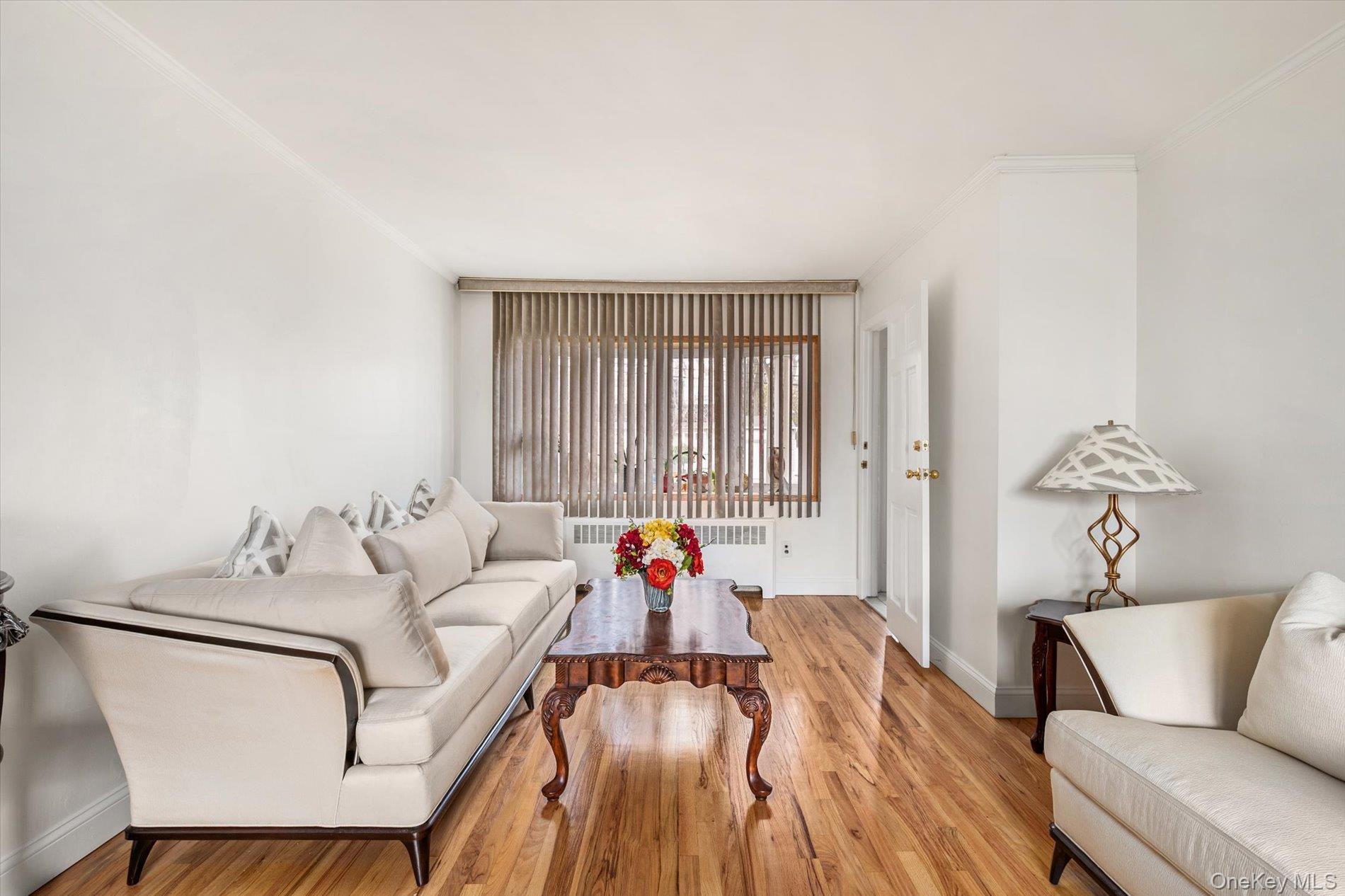 Single Family Beechwood  Nassau County, NY 11575, MLS-980636-5