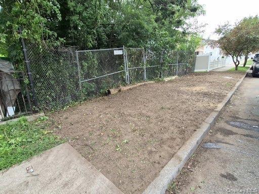 Land Avenue Avenue Queens, NY 11433, MLS-980639-4