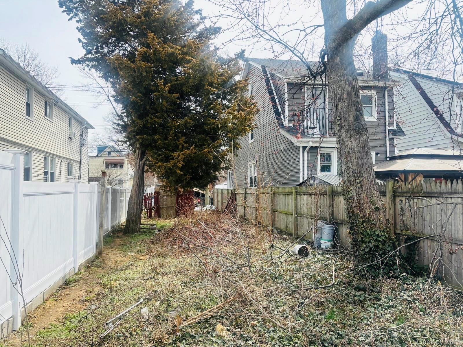Land Avenue Avenue  Queens, NY 11434, MLS-980640-3