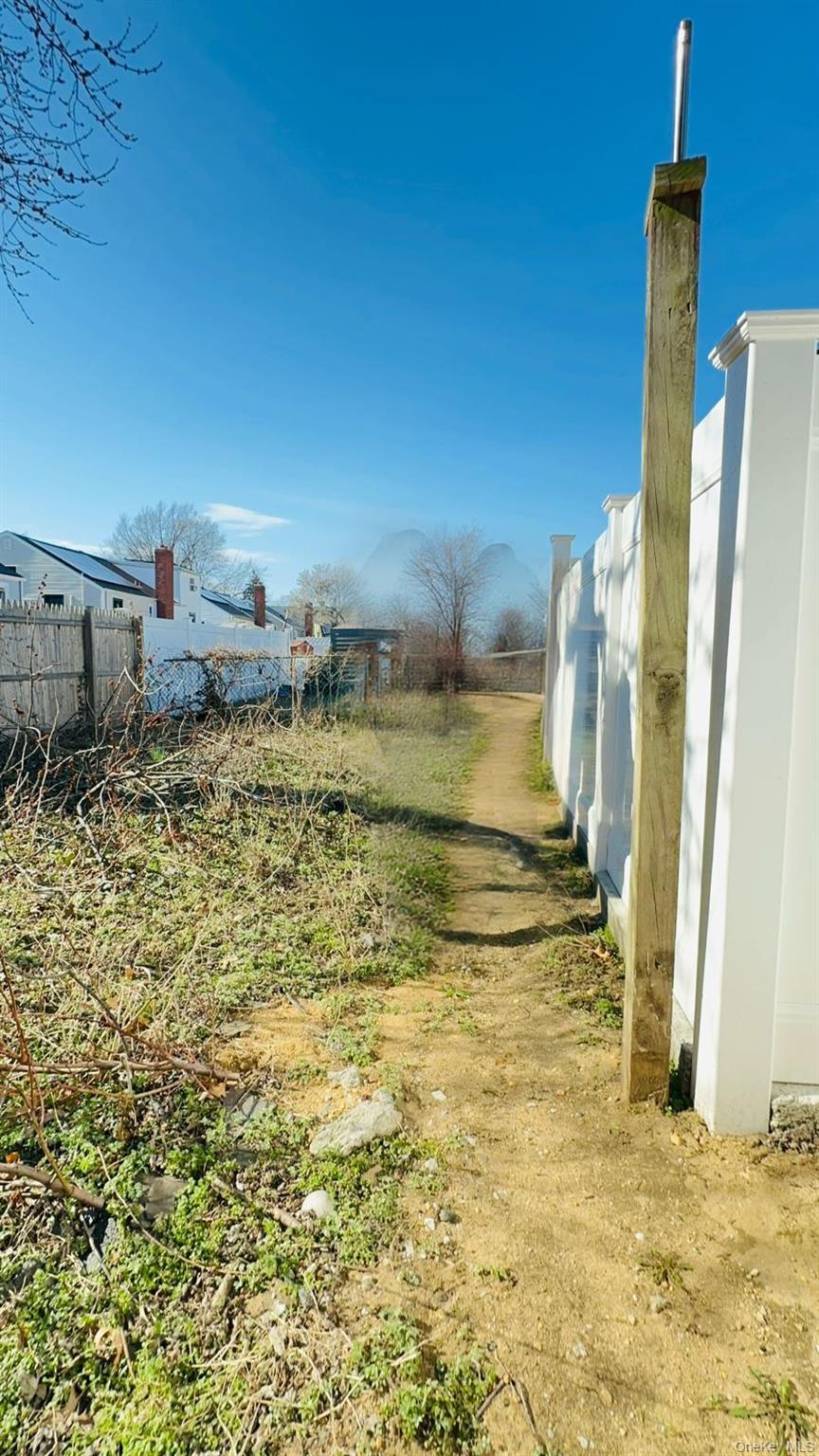 Land Avenue Avenue  Queens, NY 11434, MLS-980640-5