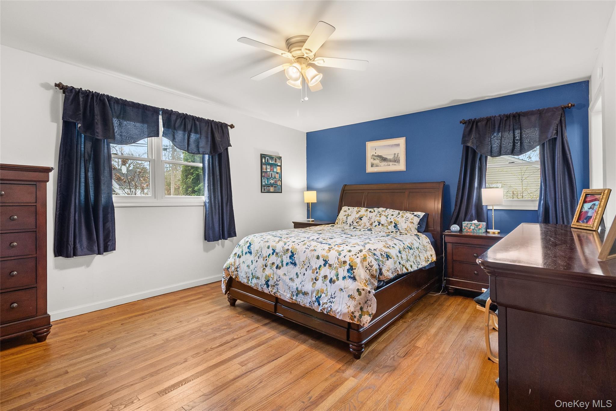 Single Family Thompson  Suffolk County, NY 11706, MLS-980667-13