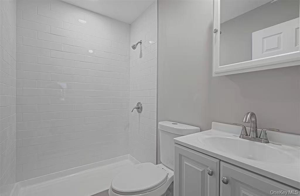 Single Family Lehigh  Suffolk County, NY 11720, MLS-980668-4