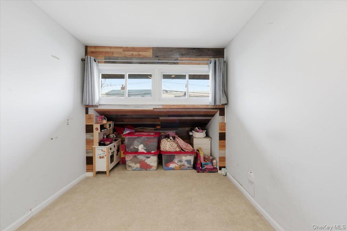 Single Family Grant  Nassau County, NY 11520, MLS-980681-11