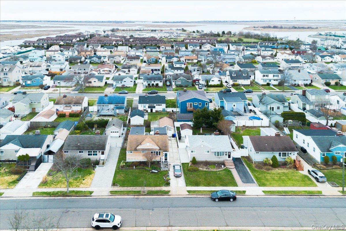 Single Family Grant  Nassau County, NY 11520, MLS-980681-20