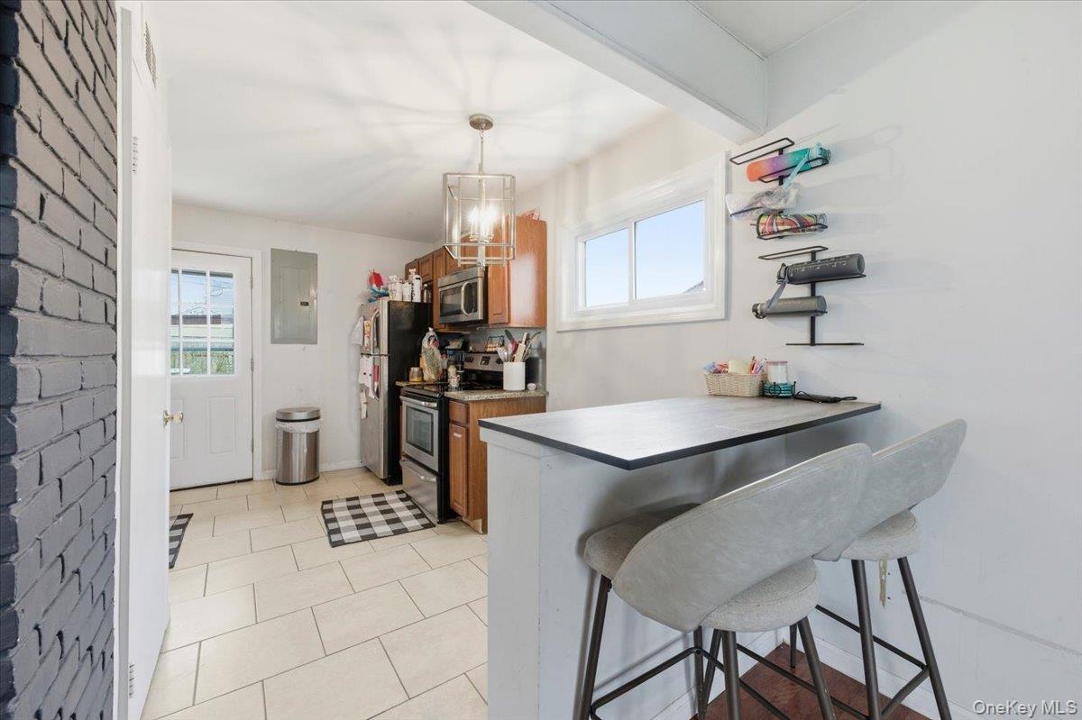 Single Family Grant  Nassau County, NY 11520, MLS-980681-8