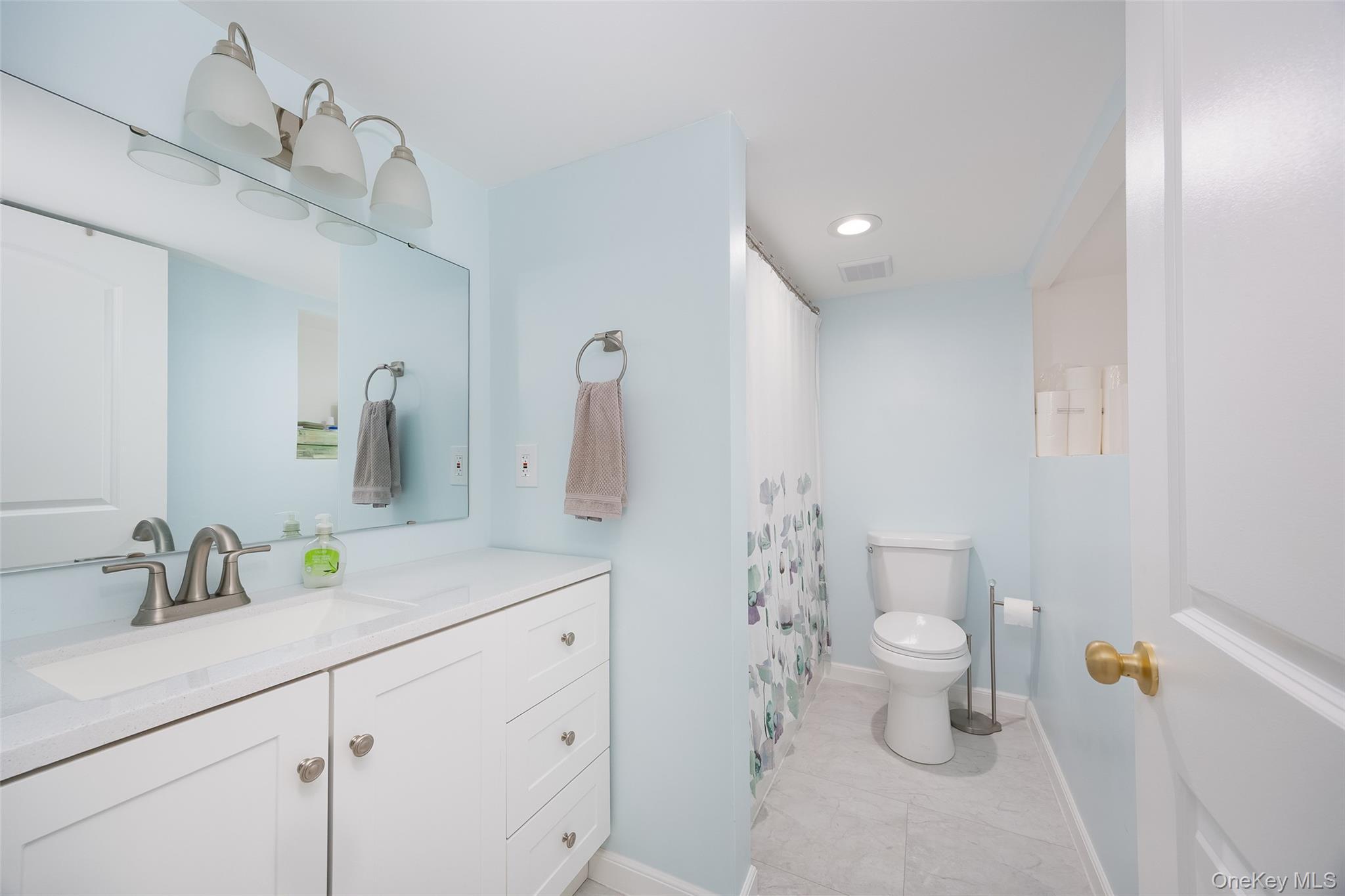 Single Family Gale  Dutchess County, NY 12603, MLS-980691-16