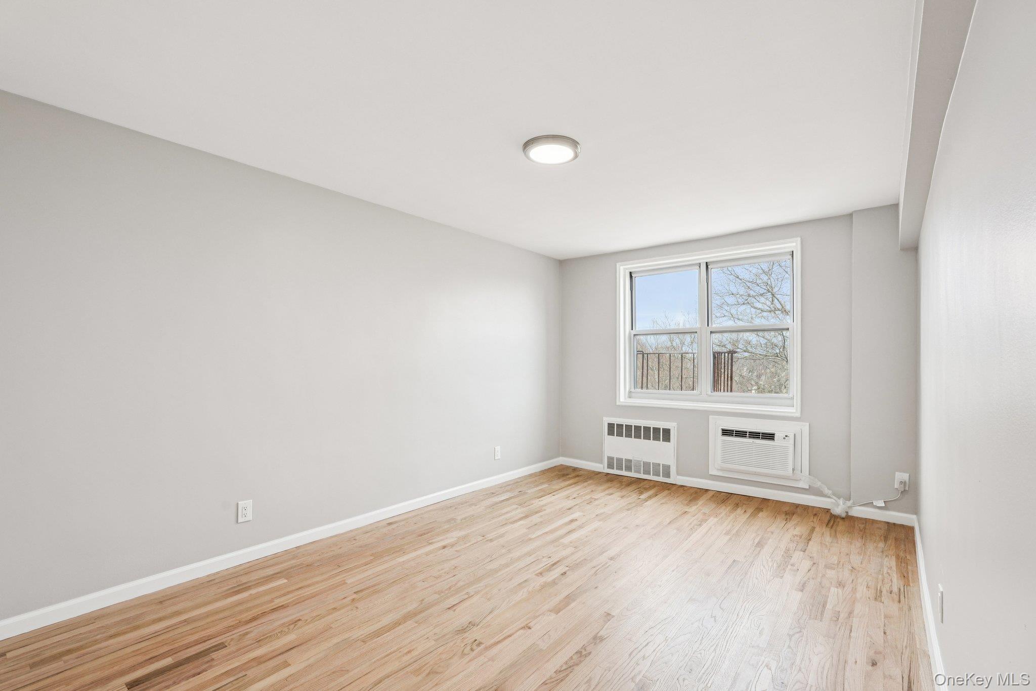 Coop Dehaven Westchester County, NY 10703, MLS-980698-20