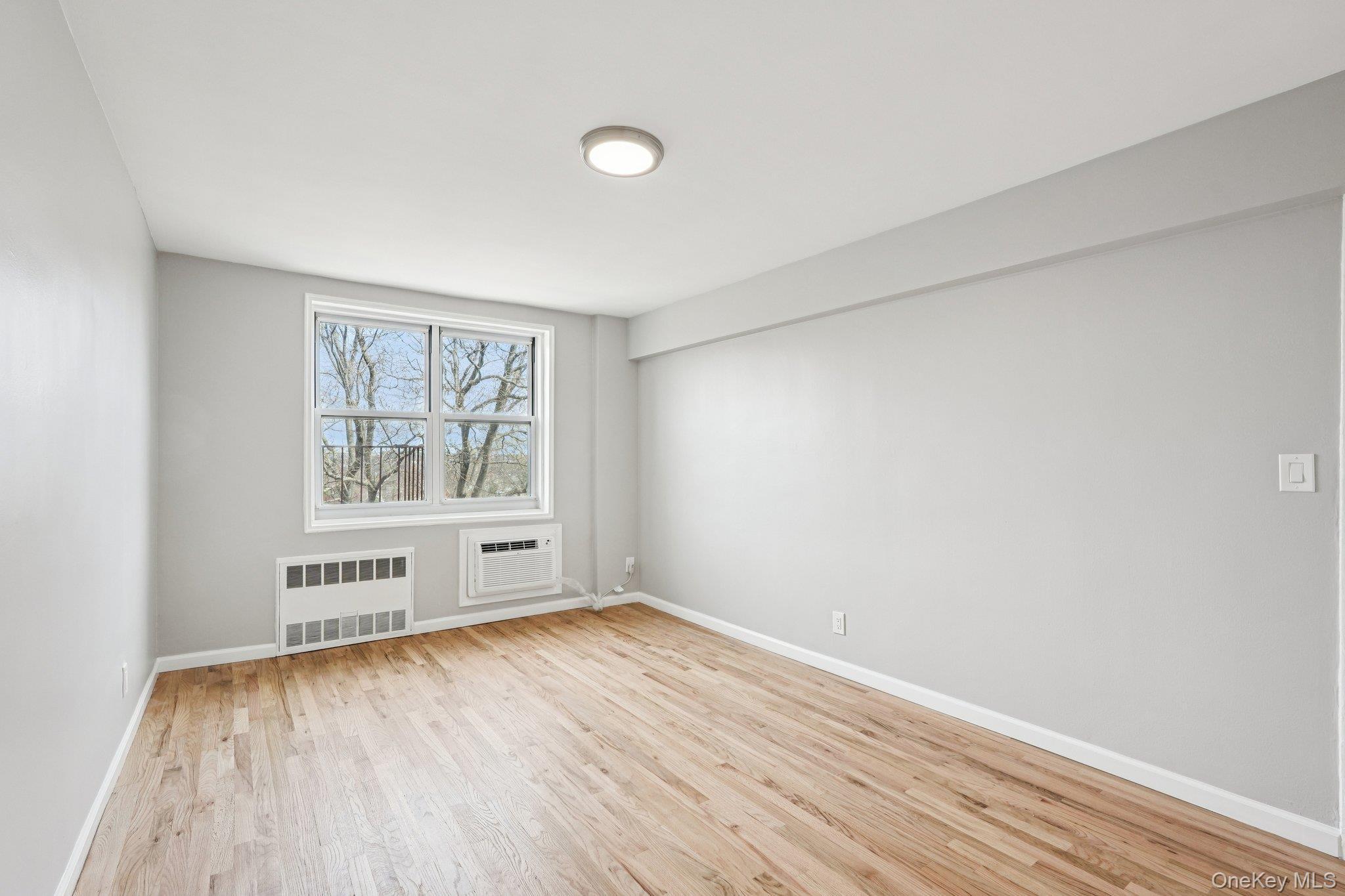 Coop Dehaven Westchester County, NY 10703, MLS-980698-21