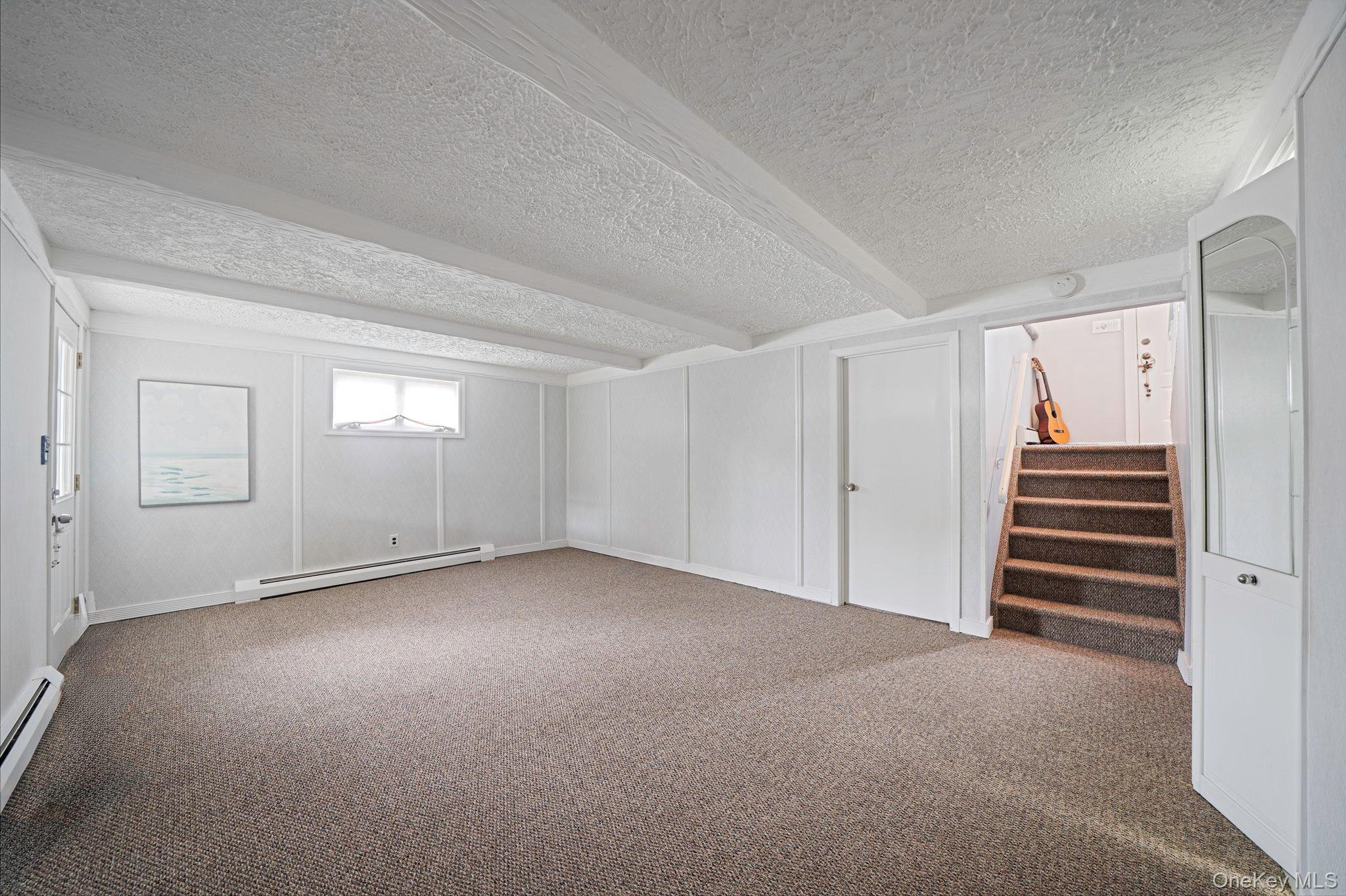 Single Family Oatley  Suffolk County, NY 11725, MLS-980700-21