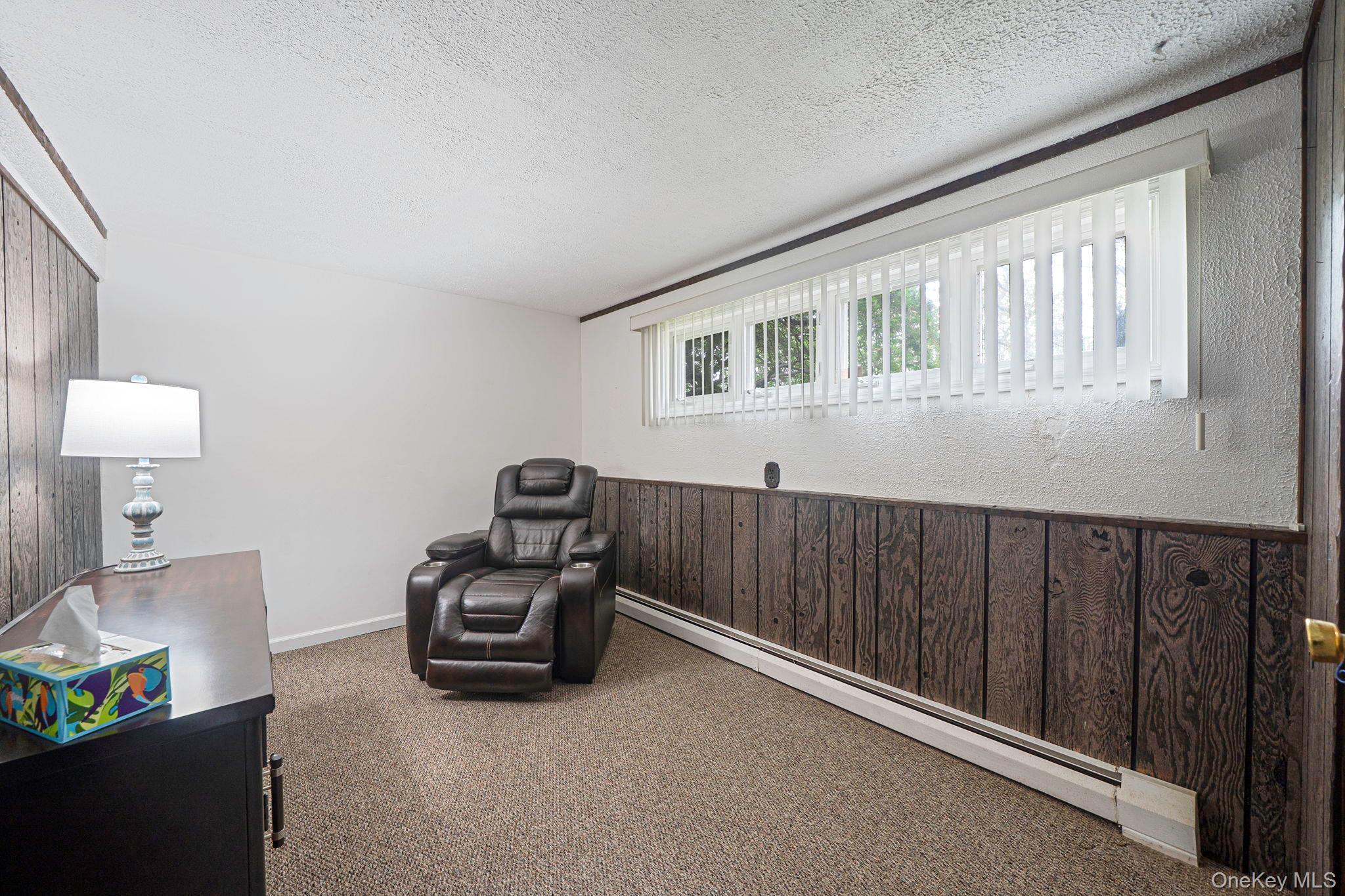 Single Family Oatley  Suffolk County, NY 11725, MLS-980700-22