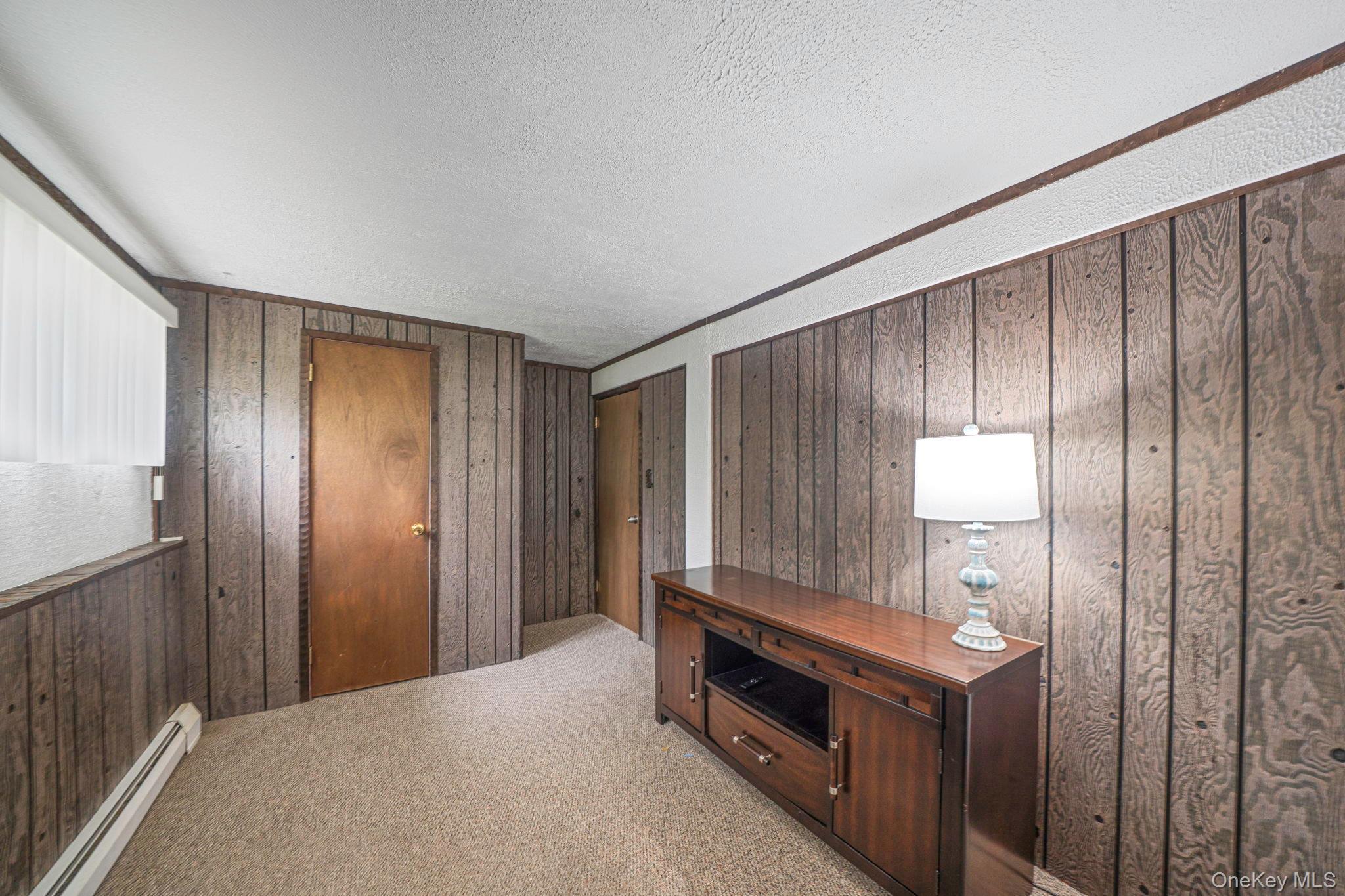 Single Family Oatley  Suffolk County, NY 11725, MLS-980700-23