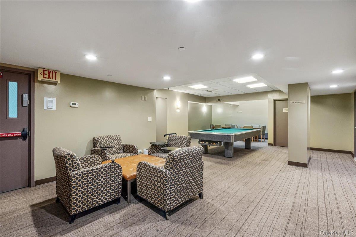 Condo 97th Queens, NY 11374, MLS-980706-18