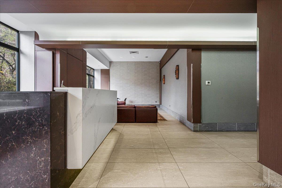 Condo 97th Queens, NY 11374, MLS-980706-20