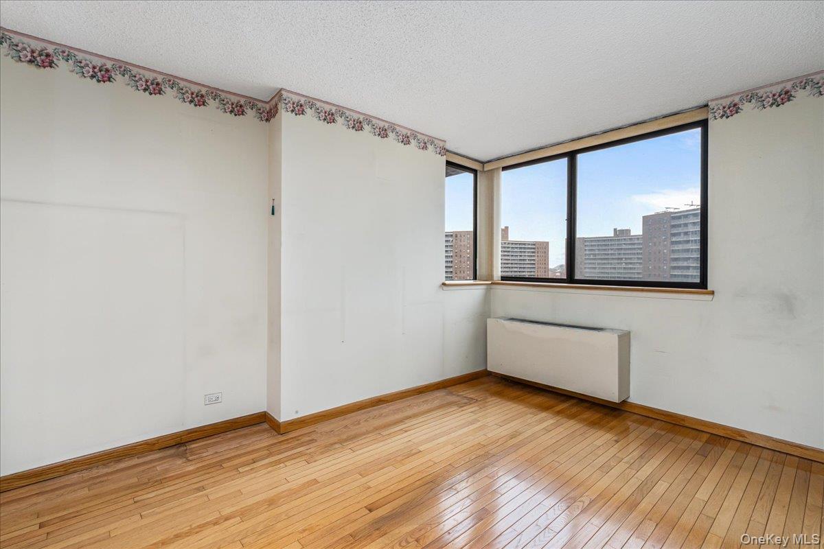 Condo 97th Queens, NY 11374, MLS-980706-5