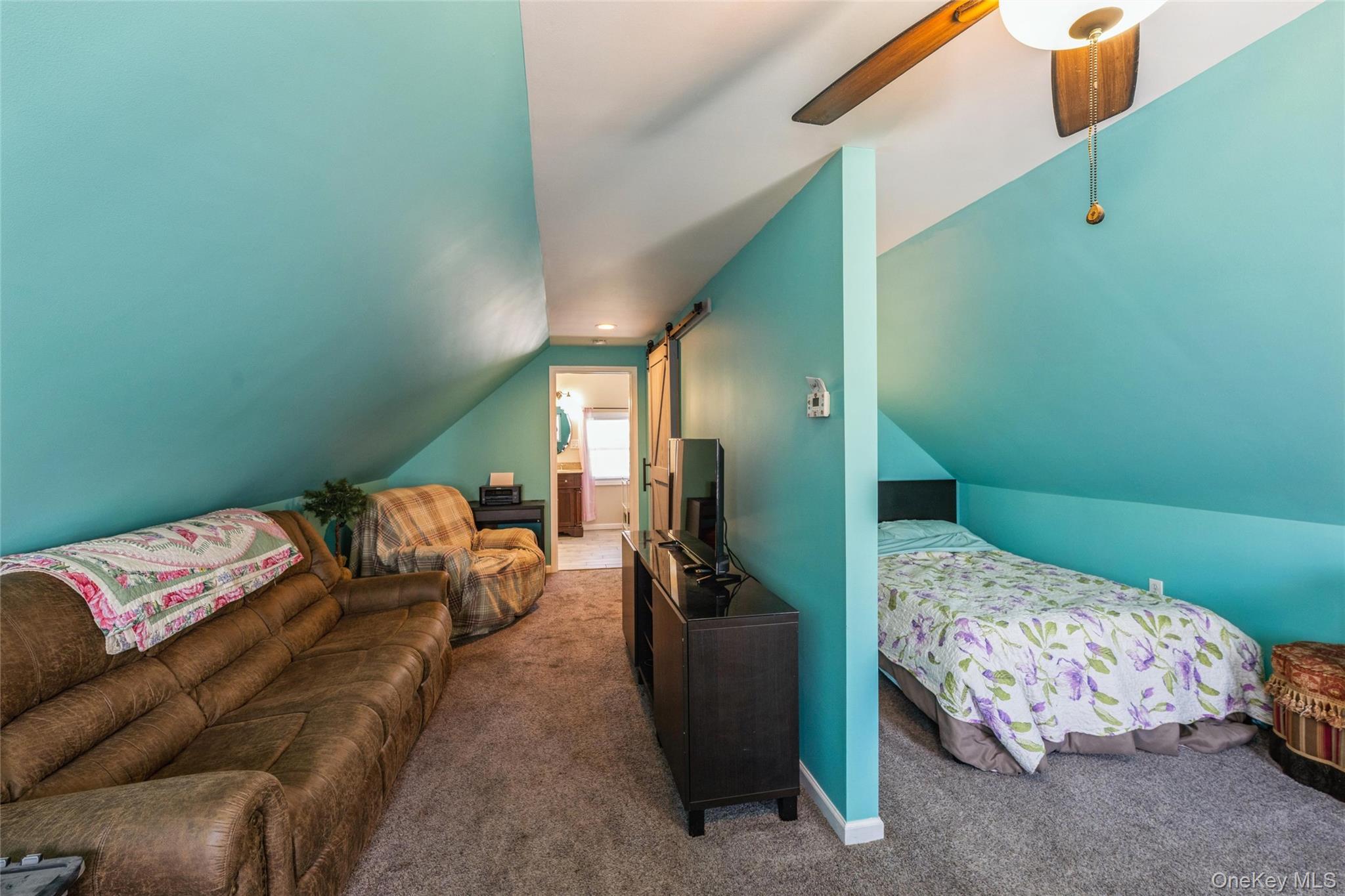 Single Family Spool  Nassau County, NY 11756, MLS-980722-12