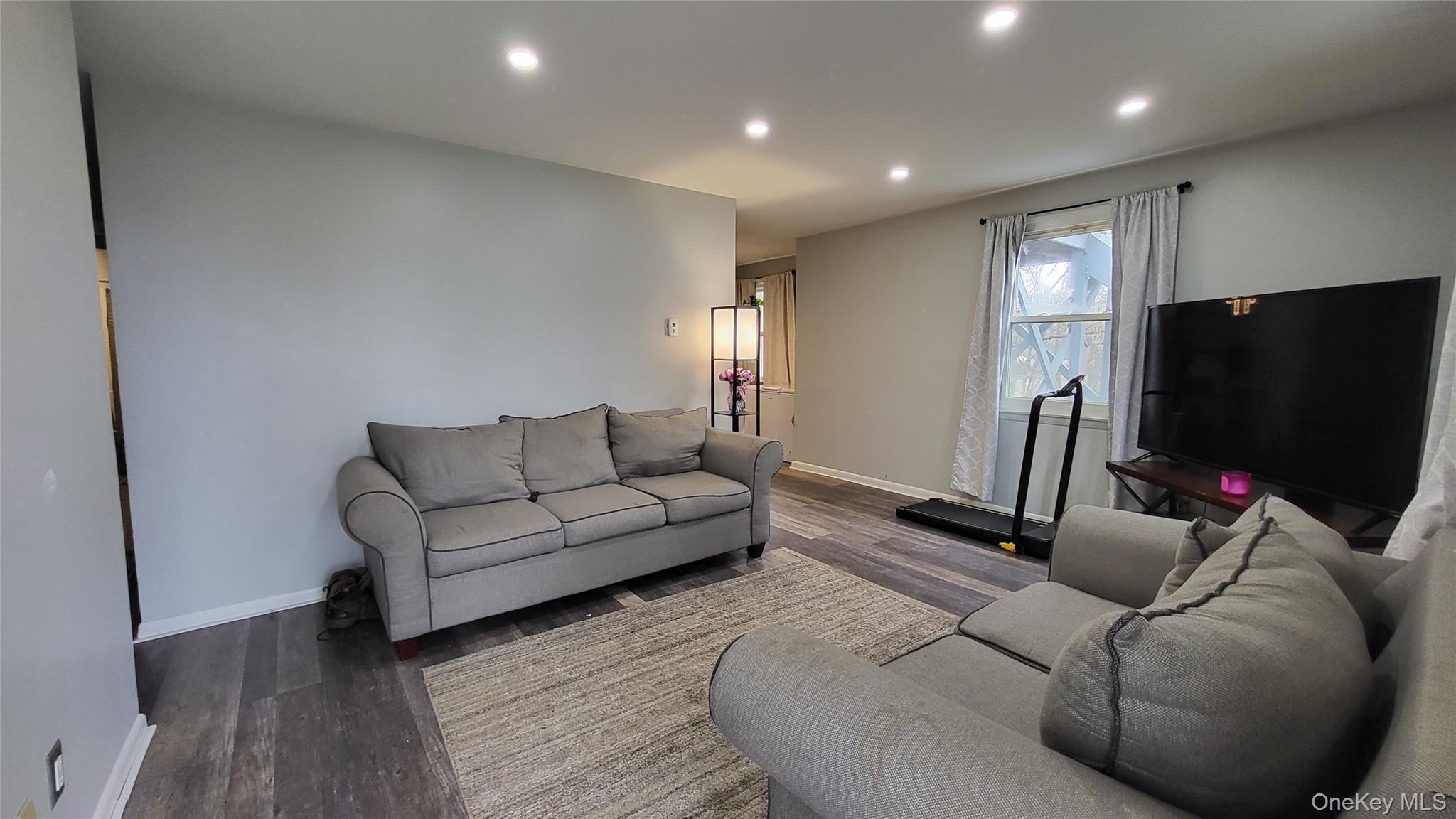 Single Family Kinderhook  Dutchess County, NY 12603, MLS-980752-26