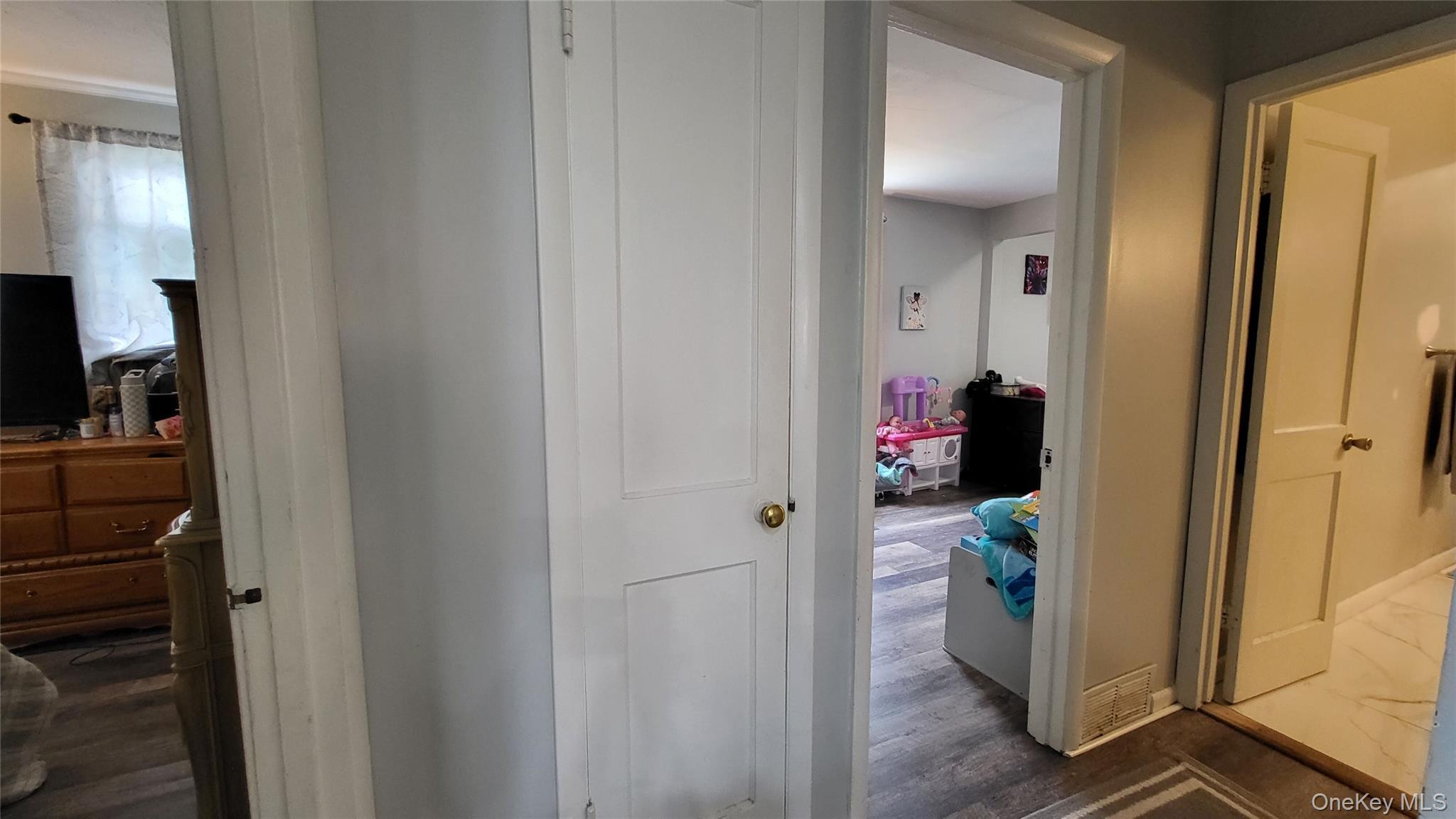 Single Family Kinderhook  Dutchess County, NY 12603, MLS-980752-28