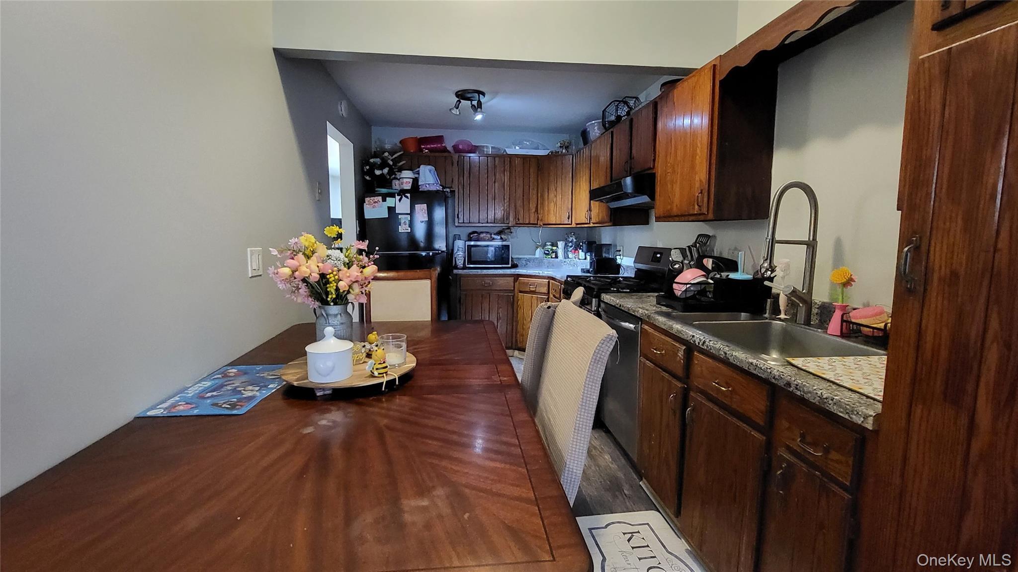 Single Family Kinderhook  Dutchess County, NY 12603, MLS-980752-38