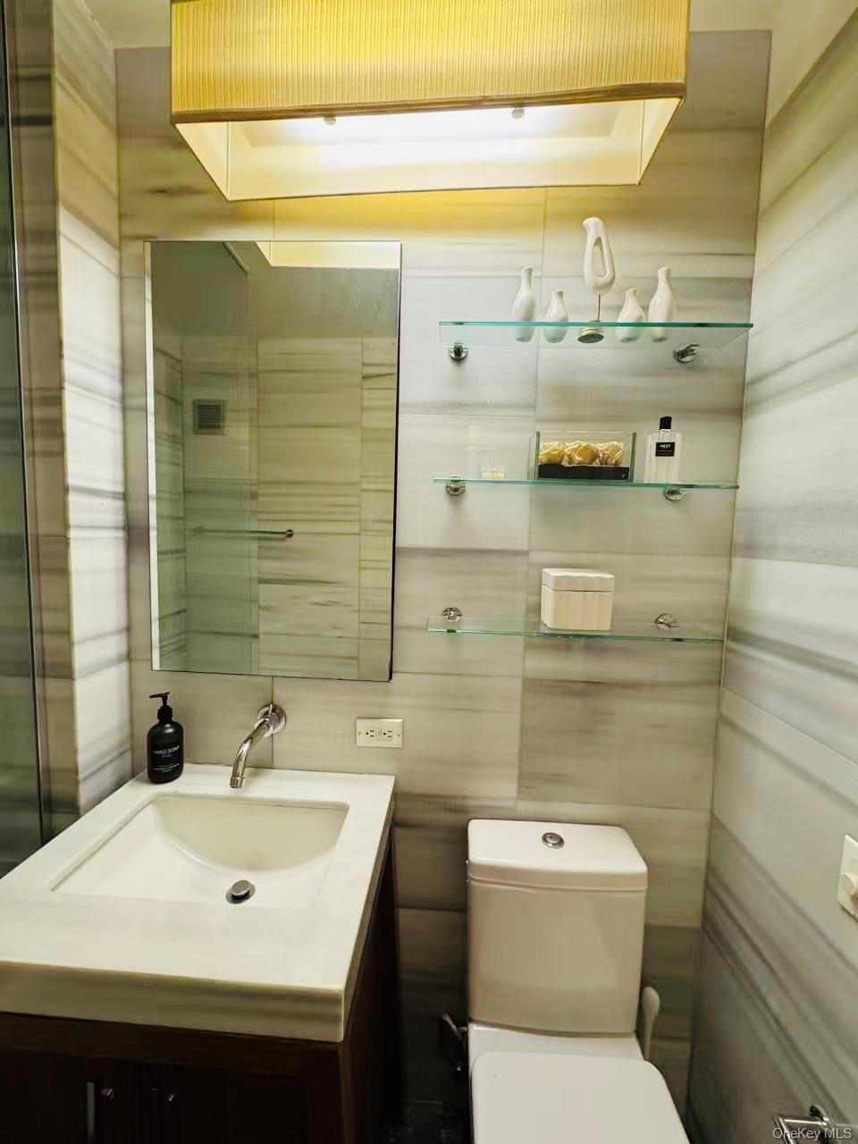 Condo Greenwich  Manhattan, NY 10006, MLS-980759-11