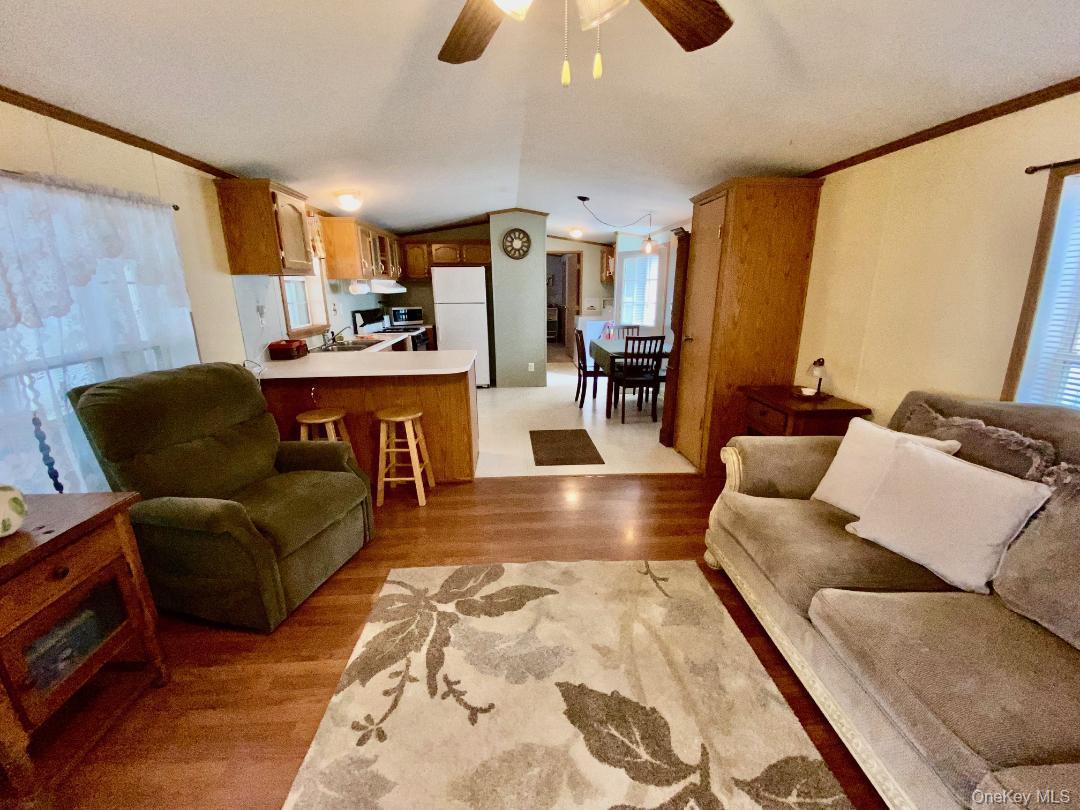 Single Family Mountainview Mhp Rockland County, NY 10980, MLS-980763-8