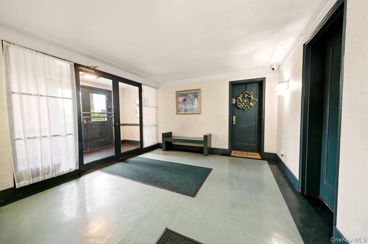 Condo Henry Hudson  Bronx, NY 10463, MLS-980767-2