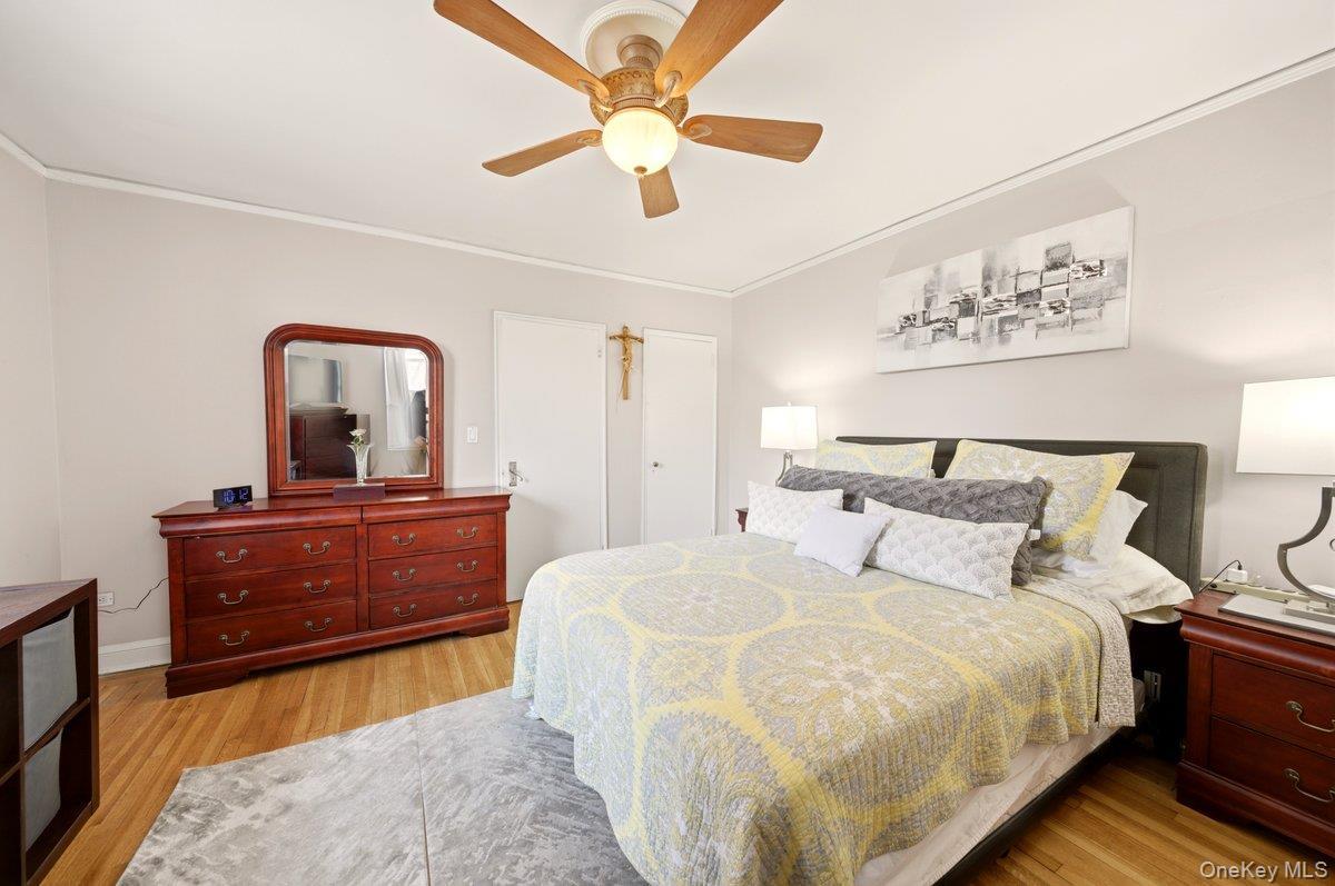 Condo Henry Hudson  Bronx, NY 10463, MLS-980767-6