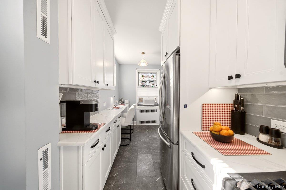 Condo Henry Hudson  Bronx, NY 10463, MLS-980767-9