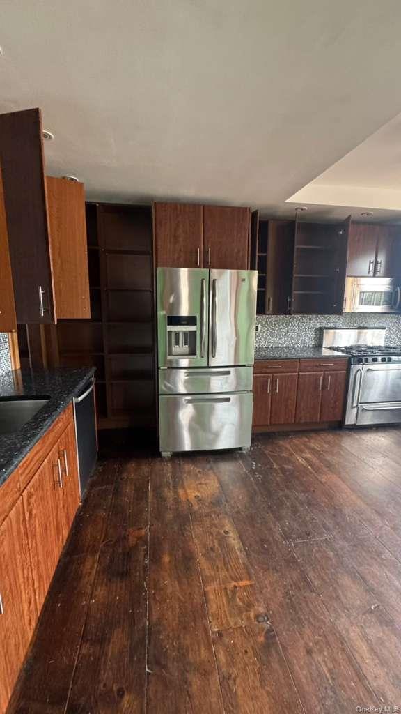 Single Family Jade  Suffolk County, NY 11769, MLS-980770-12