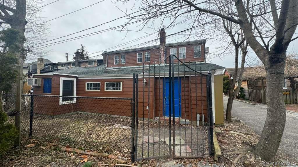 Single Family Jade  Suffolk County, NY 11769, MLS-980770-21