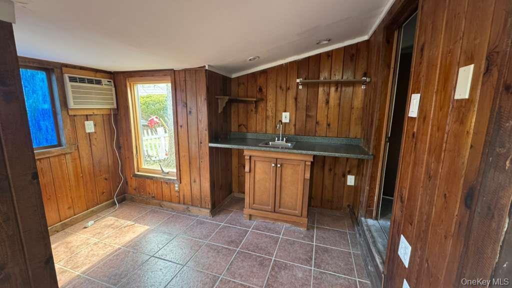 Single Family Jade  Suffolk County, NY 11769, MLS-980770-8