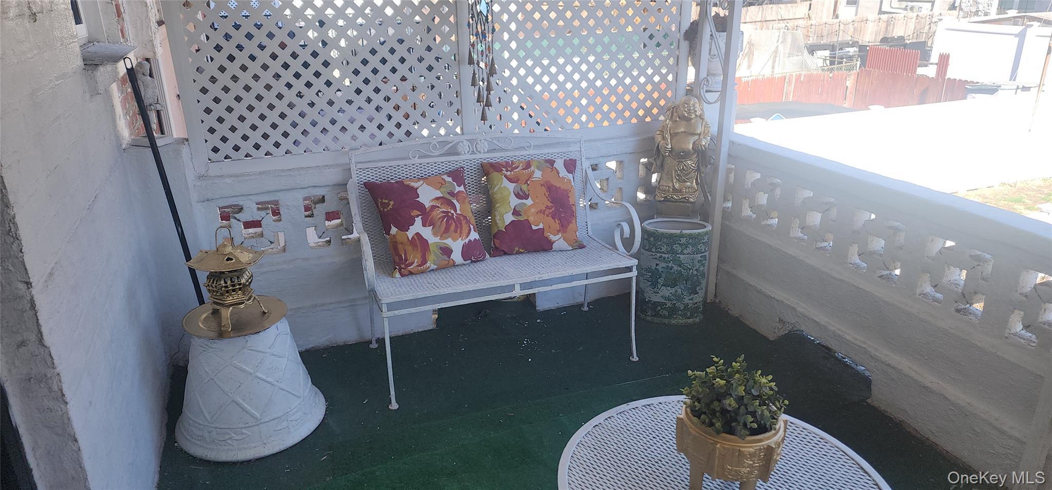 Single Family Howe  Bronx, NY 10473, MLS-980771-15